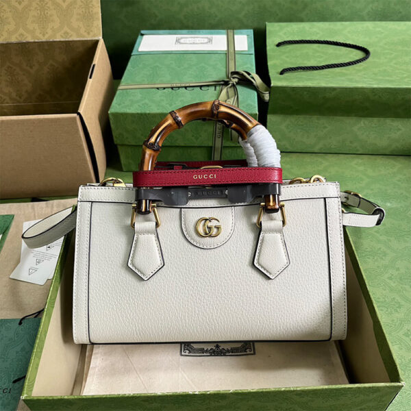 Diana Small Shoulder Bag