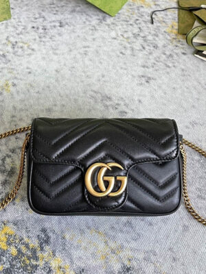 GG Marmont Matelassé Leather Super Mini Bag