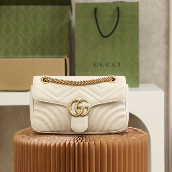 GG Marmont Small Matelassé Shoulder Bag